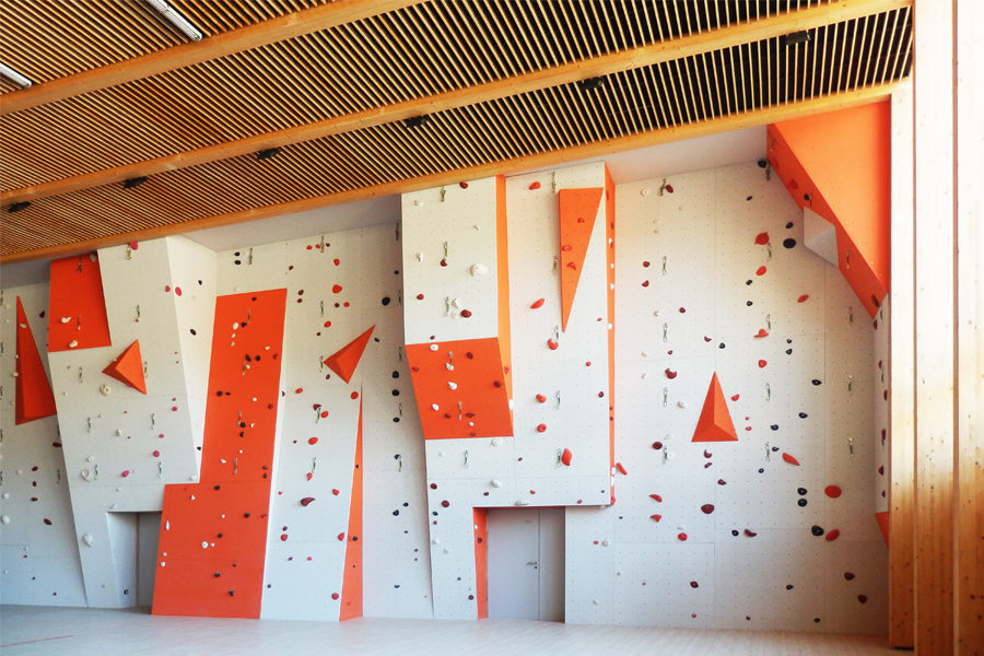 Leteissier Corriol - Agence d'architecture - Gymnase lycée Orange livré