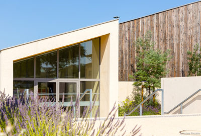 Leteissier Corriol - Agence d'architecture - Gymnase lycée Orange livré